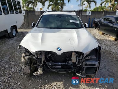 Piąte zdjęcie samochodu w środku: 2019 BMW X3 SDRIVE30I VIN:5UXTR7C50KLF29194 - miniatura