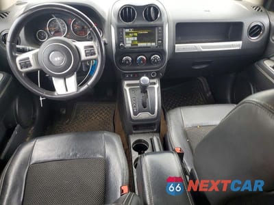 Zdjęcie 8 z 13 samochodu: 2014 JEEP COMPASS LATITUDE VIN:1C4NJDEB1ED530286 - miniatura