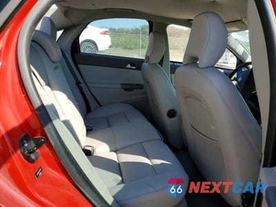 Zdjęcie 10 z 12 samochodu: 2008 VOLVO S40 2.4I VIN:YV1MS382982375964 - miniatura