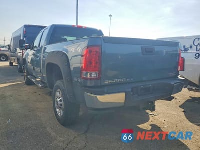Drugie zdjęcie samochodu z przodu: 2011 GMC SIERRA K2500 SLE VIN:1GT220CG9BZ384435 - miniatura