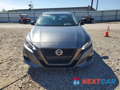 Piąte zdjęcie samochodu w środku: 2020 NISSAN ALTIMA 2.5 SR VIN:1N4BL4CV7LC254893 - miniatura