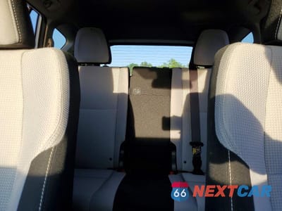 Zdjęcie 10 z 12 samochodu: 2018 TOYOTA RAV4 HYBRID XLE VIN:JTMRJREV4JD175228 - miniatura