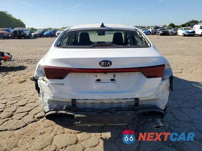 Zdjęcie 6 z 12 samochodu: 2021 KIA FORTE LXS VIN:3KPF24AD4ME352069 - miniatura