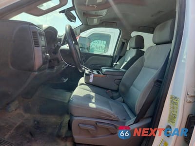 Zdjęcie 7 z 12 samochodu: 2019 CHEVROLET SILVERADO HD UTILITY / SERVICE TRUCK VIN:2GB2CREG0K1241658 - miniatura