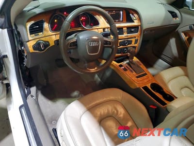 Zdjęcie 8 z 12 samochodu: 2010 AUDI A5 PREMIUM VIN:WAUCFAFR8AA024143 - miniatura