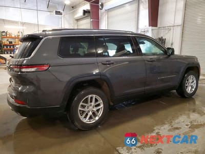 Trzecie zdjęcie samochodu z tyłu: 2022 JEEP GRAND CHEROKEE L LAREDO VIN:1C4RJKAGXN8598022 - miniatura