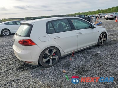 Trzecie zdjęcie samochodu z tyłu: 2016 VOLKSWAGEN GTI S VIN:3VW447AU8GM051668 - miniatura