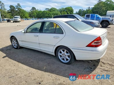 Drugie zdjęcie samochodu z przodu: 2003 MERCEDES-BENZ C 240 VIN:WDBRF61J83A412342 - miniatura