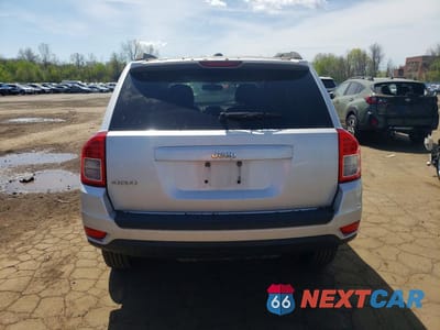 Zdjęcie 6 z 12 samochodu: 2012 JEEP COMPASS SPORT VIN:1C4NJDBB3CD539864 - miniatura