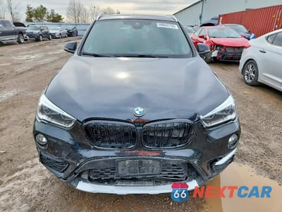Piąte zdjęcie samochodu w środku: 2017 BMW X1 XDRIVE28I VIN:WBXHT3C32H5F69762 - miniatura