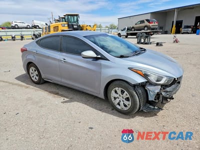 Czwarte zdjęcie samochodu z boku: 2016 HYUNDAI ELANTRA SE VIN:5NPDH4AE5GH751037 - miniatura