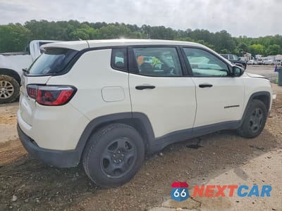 Trzecie zdjęcie samochodu z tyłu: 2018 JEEP COMPASS SPORT VIN:3C4NJCAB2JT263292 - miniatura