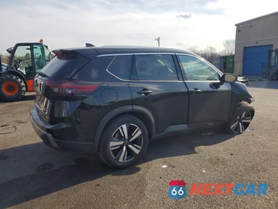 Trzecie zdjęcie samochodu z tyłu: 2026 NISSAN ROGUE SL VIN:5N1BT3CB5TC736543 - miniatura