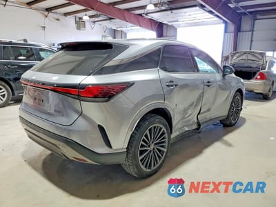 Trzecie zdjęcie samochodu z tyłu: 2024 LEXUS RX 350 PREMIUM VIN:2T2BAMCA6RC083496 - miniatura
