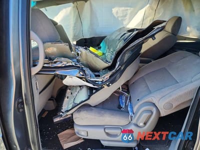 Zdjęcie 11 z 13 samochodu: 2011 HONDA ODYSSEY EX VIN:5FNRL5H41BB031071 - miniatura