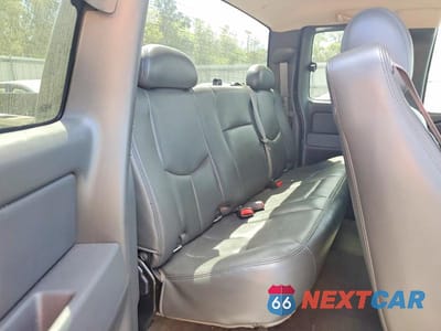 Zdjęcie 10 z 11 samochodu: 2006 CHEVROLET SILVERADO C1500 VIN:1GCEC19Z36Z152007 - miniatura