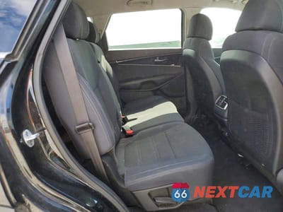 Zdjęcie 11 z 13 samochodu: 2017 KIA SORENTO LX VIN:5XYPG4A38HG212273 - miniatura