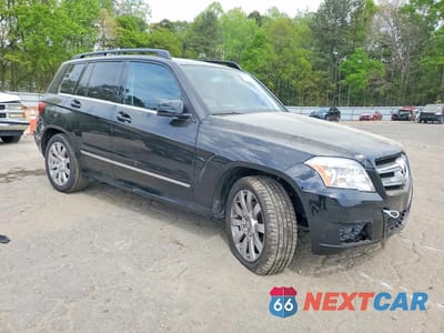 Czwarte zdjęcie samochodu z boku: 2011 MERCEDES-BENZ GLK 350 VIN:WDCGG5GB4BF635795 - miniatura