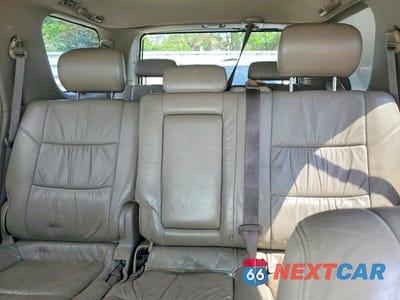 Zdjęcie 10 z 13 samochodu: 2004 TOYOTA SEQUOIA LIMITED VIN:5TDBT48A94S221135 - miniatura