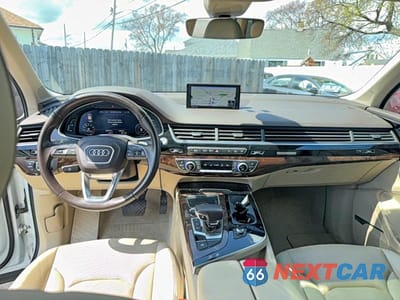 Zdjęcie 9 z 10 samochodu: 2018 AUDI Q7 PREMIUM PLUS VIN:WA1LAAF71JD023215 - miniatura