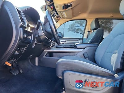 Zdjęcie 7 z 12 samochodu: 2019 RAM 1500 BIG HORN VIN:1C6SRFFT0KN777195 - miniatura