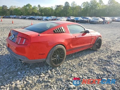 Trzecie zdjęcie samochodu z tyłu: 2011 FORD MUSTANG VIN:1ZVBP8AM6B5153134 - miniatura