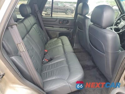 Zdjęcie 11 z 13 samochodu: 2001 CHEVROLET BLAZER VIN:1GNCS13W812184386 - miniatura