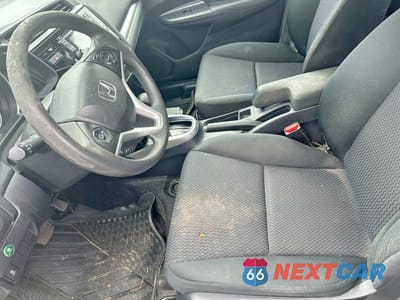 Zdjęcie 13 z 14 samochodu: 2019 HONDA FIT LX VIN:3HGGK5H48KM702520 - miniatura