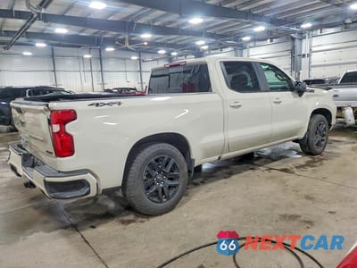 Trzecie zdjęcie samochodu z tyłu: 2026 CHEVROLET SILVERADO K1500 RST VIN:1GCUKEED4TZ251253 - miniatura