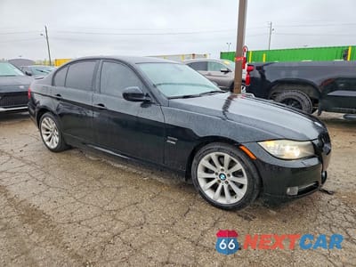 Czwarte zdjęcie samochodu z boku: 2010 BMW 328 XI SULEV VIN:WBAPK5C52AA646517 - miniatura