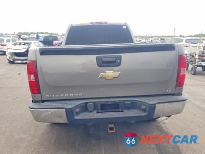 Zdjęcie 6 z 11 samochodu: 2007 CHEVROLET SILVERADO K1500 VIN:2GCEK19J171557435 - miniatura