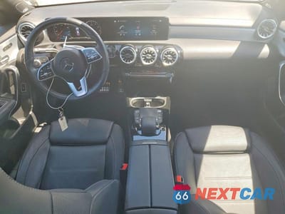 Zdjęcie 8 z 12 samochodu: 2023 MERCEDES-BENZ CLA 250 4MATIC VIN:W1K5J4HB9PN337138 - miniatura