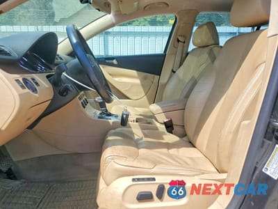 Zdjęcie 7 z 12 samochodu: 2007 VOLKSWAGEN PASSAT 2.0T LUXURY LEATHER VIN:WVWEK73C67P082431 - miniatura