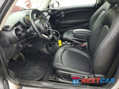 Zdjęcie 7 z 12 samochodu: 2017 MINI COOPER VIN:WMWXP5C51H2D16506 - miniatura