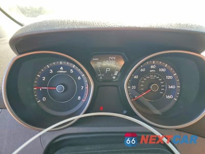 Zdjęcie 9 z 12 samochodu: 2012 HYUNDAI ELANTRA GLS VIN:5NPDH4AE7CH094624 - miniatura