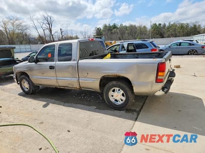 Drugie zdjęcie samochodu z przodu: 1999 GMC NEW SIERRA K1500 VIN:1GTEK19T1XE501477 - miniatura