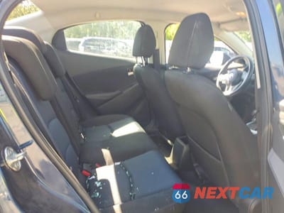 Zdjęcie 10 z 12 samochodu: 2018 TOYOTA YARIS IA BASE VIN:3MYDLBYV7JY301961 - miniatura