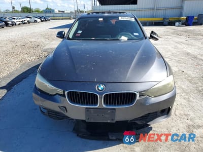 Piąte zdjęcie samochodu w środku: 2015 BMW 328 I VIN:WBA3A5G53FNS86010 - miniatura