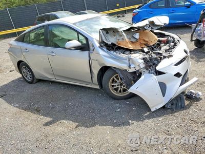 Czwarte zdjęcie samochodu z boku: 2016 TOYOTA PRIUS TWO VIN:JTDKBRFU1G3516023 - miniatura