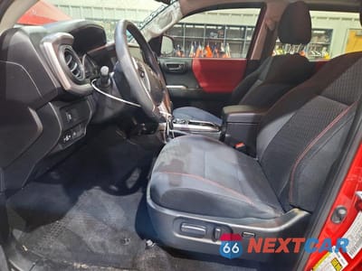 Zdjęcie 7 z 12 samochodu: 2022 TOYOTA TACOMA SR5 V6 VIN:3TYCZ5AN6NT067334 - miniatura