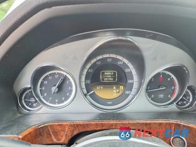 Zdjęcie 9 z 12 samochodu: 2012 MERCEDES-BENZ E 350 BLUETEC VIN:WDDHF2EB4CA547462 - miniatura