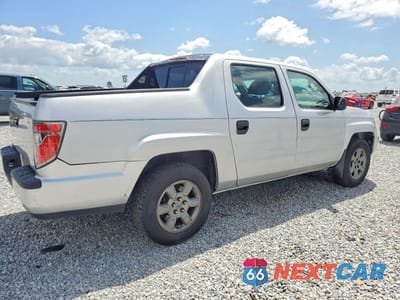 Trzecie zdjęcie samochodu z tyłu: 2012 HONDA RIDGELINE RT VIN:5FPYK1F27CB004152 - miniatura