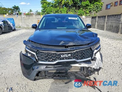 Piąte zdjęcie samochodu w środku: 2023 KIA SORENTO LX VIN:5XYRG4LC0PG163798 - miniatura