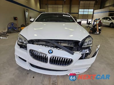 Piąte zdjęcie samochodu w środku: 2016 BMW 640 I VIN:WBA6H1C55GD932985 - miniatura