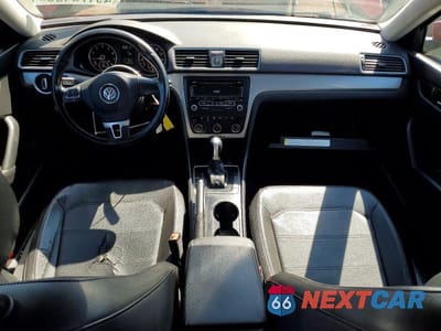 Zdjęcie 8 z 12 samochodu: 2015 VOLKSWAGEN PASSAT S VIN:1VWAT7A31FC034403 - miniatura