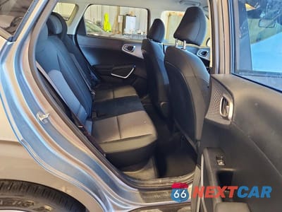 Zdjęcie 10 z 13 samochodu: 2025 KIA SOUL LX VIN:KNDJ23AU3S7927392 - miniatura