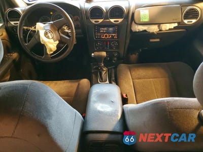 Zdjęcie 8 z 13 samochodu: 2009 GMC ENVOY SLE VIN:1GKDS33SX92117018 - miniatura