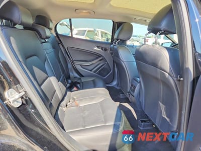 Zdjęcie 10 z 12 samochodu: 2015 MERCEDES-BENZ GLA 250 4MATIC VIN:WDCTG4GB7FJ094561 - miniatura