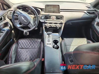 Zdjęcie 8 z 12 samochodu: 2019 GENESIS G70 3.3T ADVANCED VIN:KMTG34LE2KU039674 - miniatura