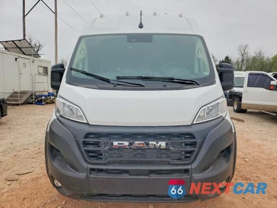 Piąte zdjęcie samochodu w środku: 2025 RAM PROMASTER 2500 2500 HIGH VIN:3C6LRVCGXSE511998 - miniatura